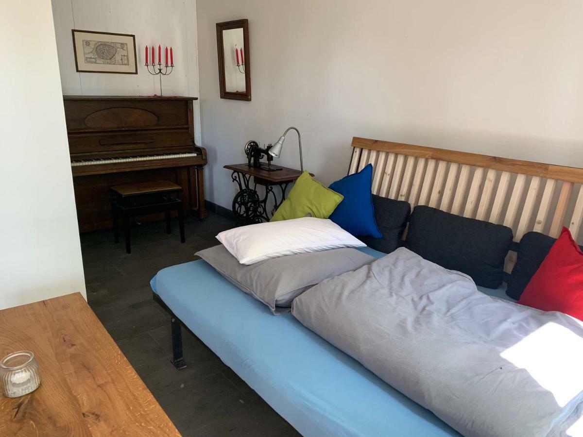 Stiftsherrenhaus Munstermaifeld Екстер'єр фото