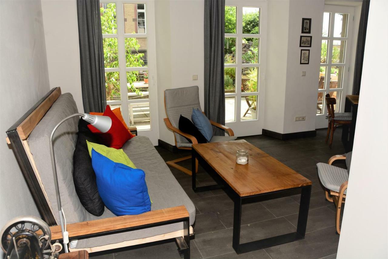 Stiftsherrenhaus Munstermaifeld Екстер'єр фото